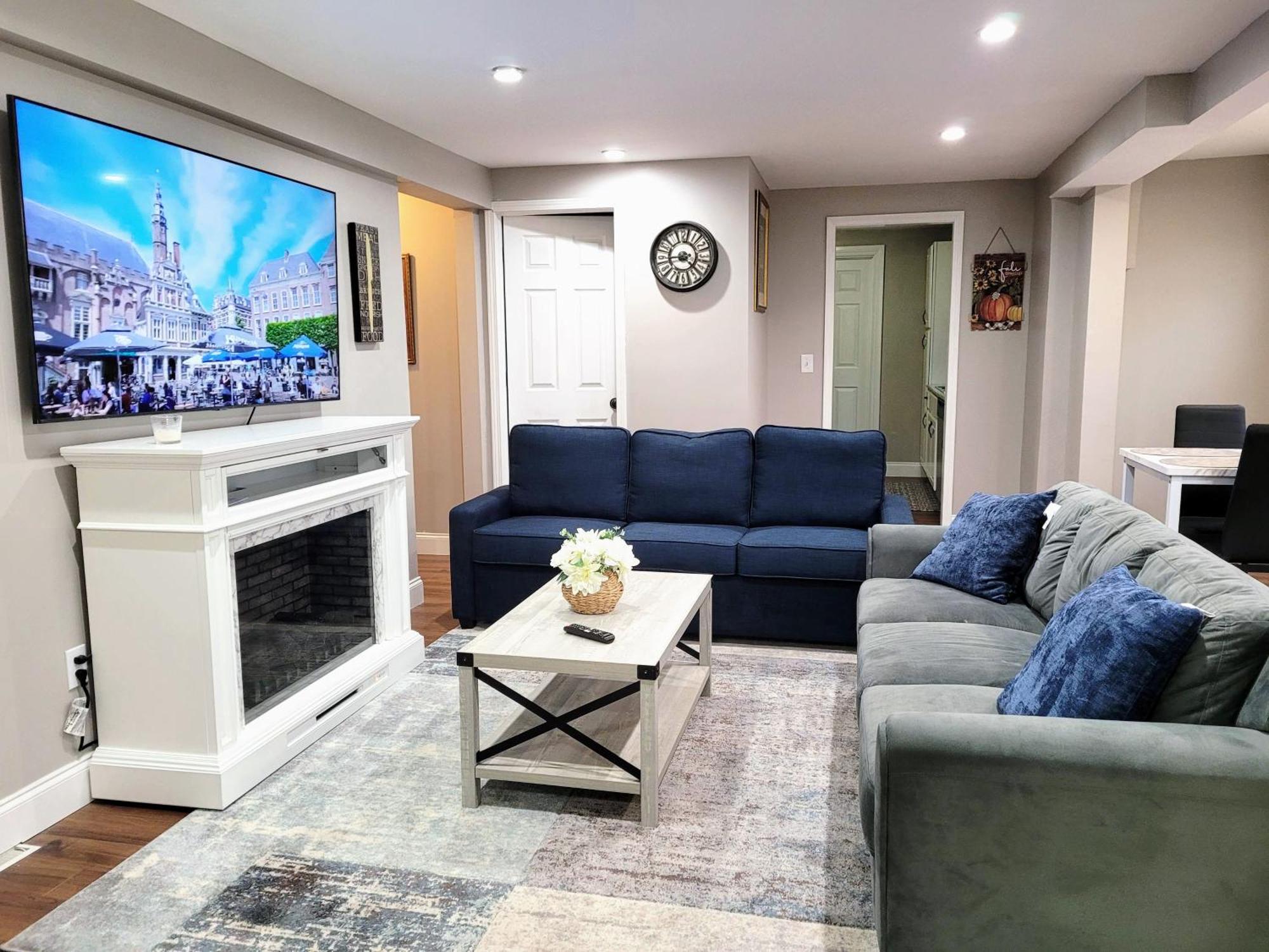Apartment With Brand New Furniture And Large Parking West Seneca Ngoại thất bức ảnh